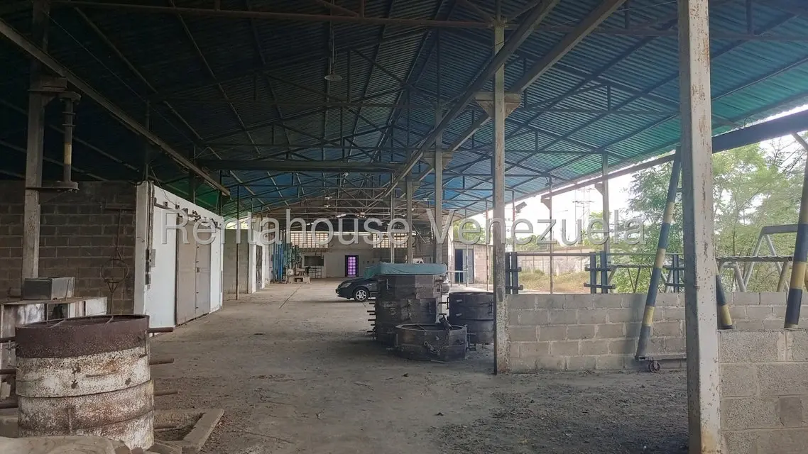 Comercial (Local Comercial) en Alquiler en Tia Juana, Zulia - 11