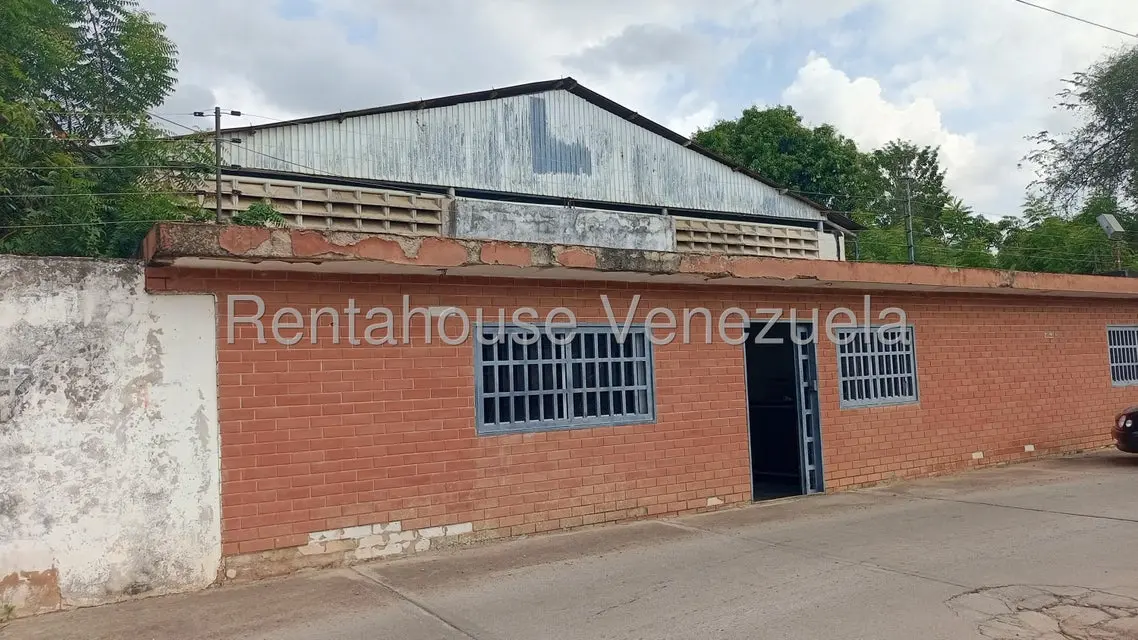 Comercial (Local Comercial) en Alquiler en Tia Juana, Zulia - 3