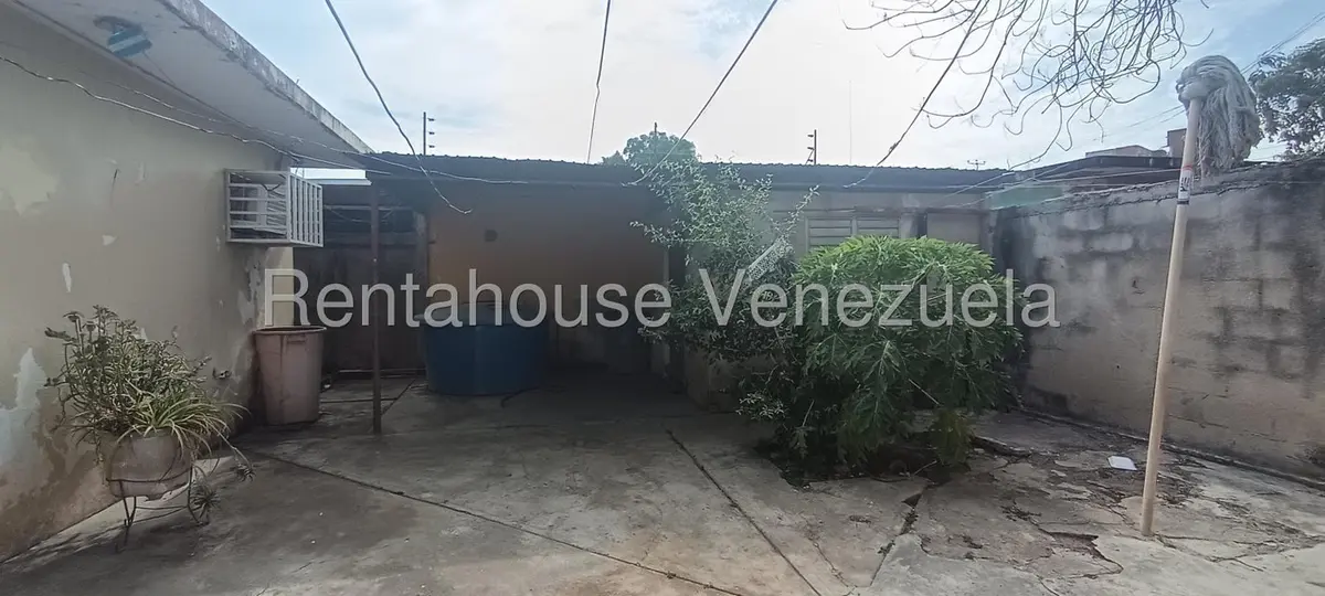 Casa (1 Nivel) en Venta en Avenida Vargas, Zulia - 16
