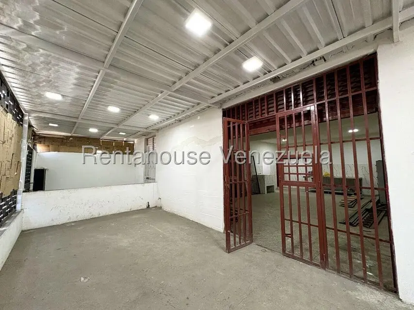 Comercial (Local Comercial) en Venta en Zona Oeste, Lara - 12