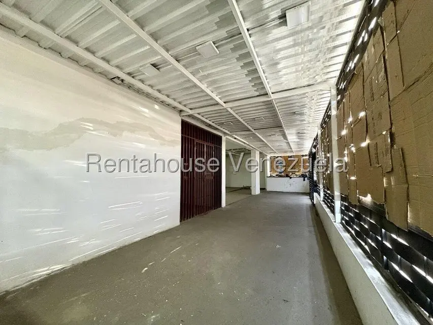 Comercial (Local Comercial) en Venta en Zona Oeste, Lara - 18