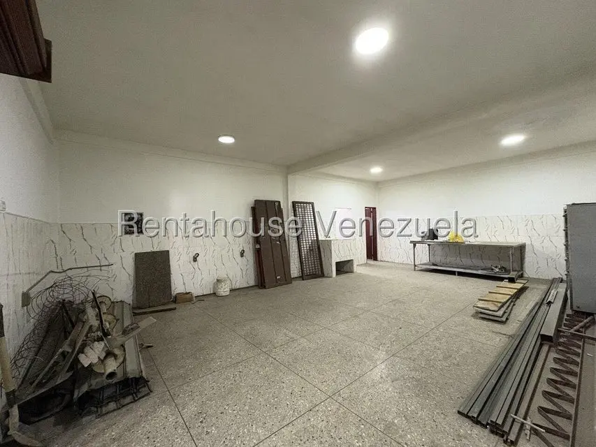 Comercial (Local Comercial) en Venta en Zona Oeste, Lara - 20