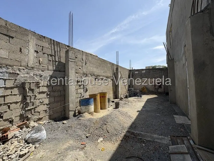 Comercial (Local Comercial) en Venta en Zona Oeste, Lara - 22
