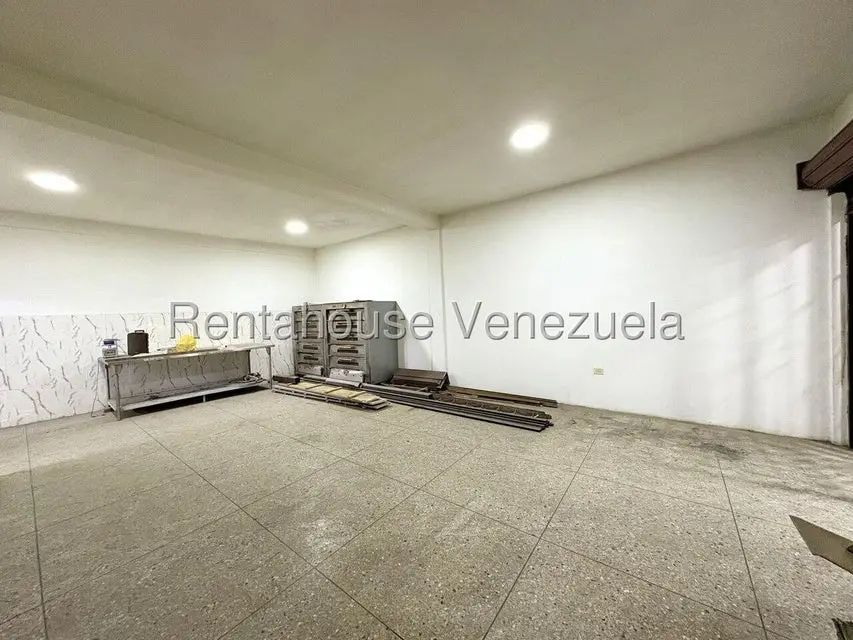 Comercial (Local Comercial) en Venta en Zona Oeste, Lara - 25