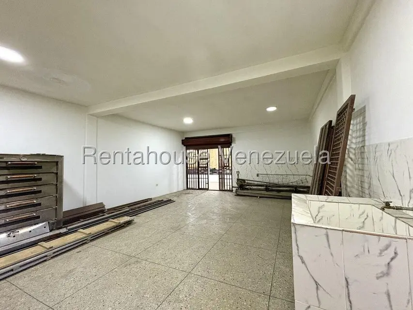 Comercial (Local Comercial) en Venta en Zona Oeste, Lara - 26