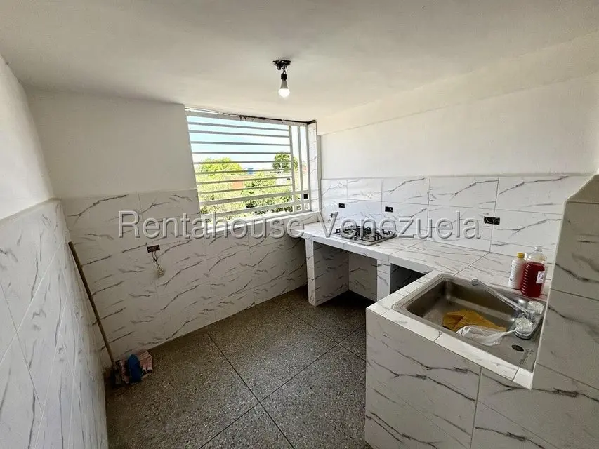 Comercial (Local Comercial) en Venta en Zona Oeste, Lara - 38