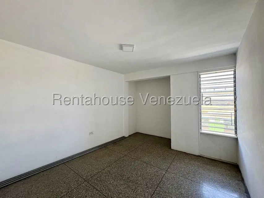 Comercial (Local Comercial) en Venta en Zona Oeste, Lara - 43