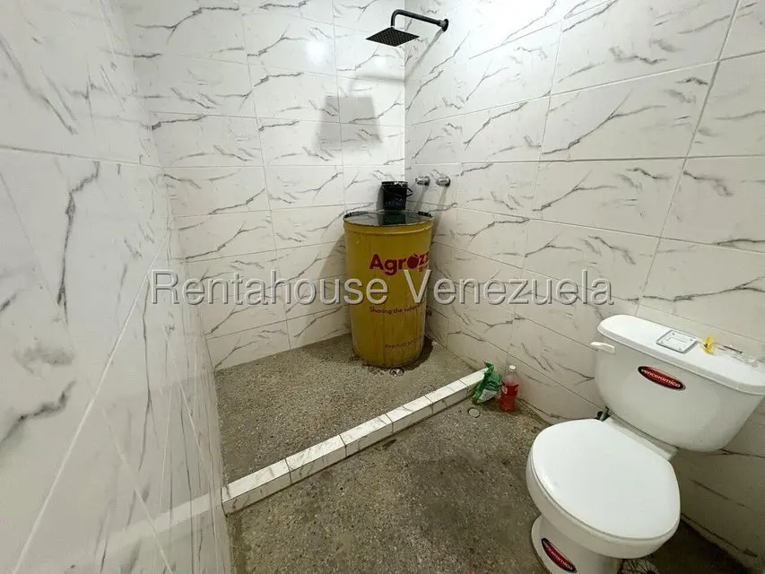 Comercial (Local Comercial) en Venta en Zona Oeste, Lara - 49