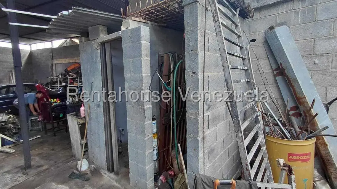 Comercial (Local Comercial) en Venta en Zona Oeste, Lara - 11