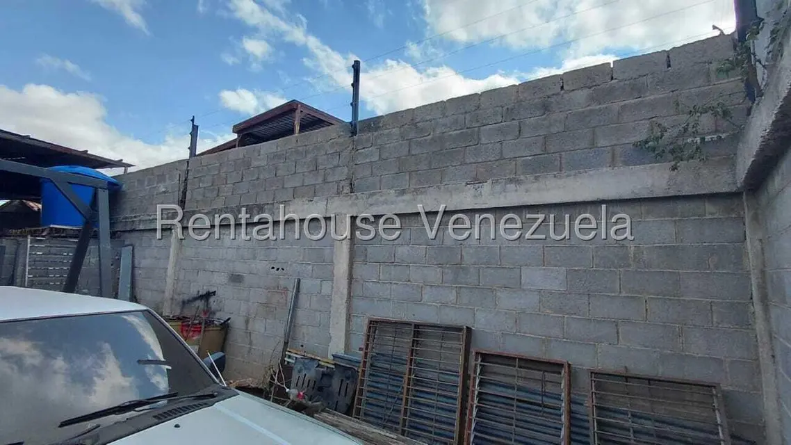 Comercial (Local Comercial) en Venta en Zona Oeste, Lara - 16
