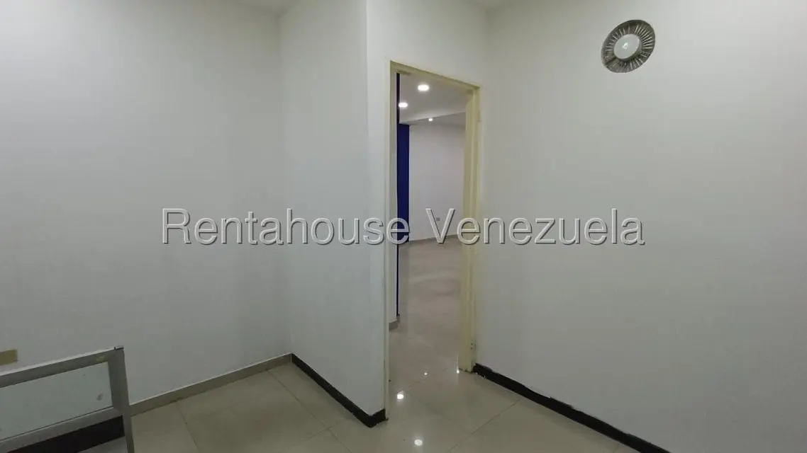 Comercial (Local Comercial) en Venta en Zona Centro, Aragua - 14