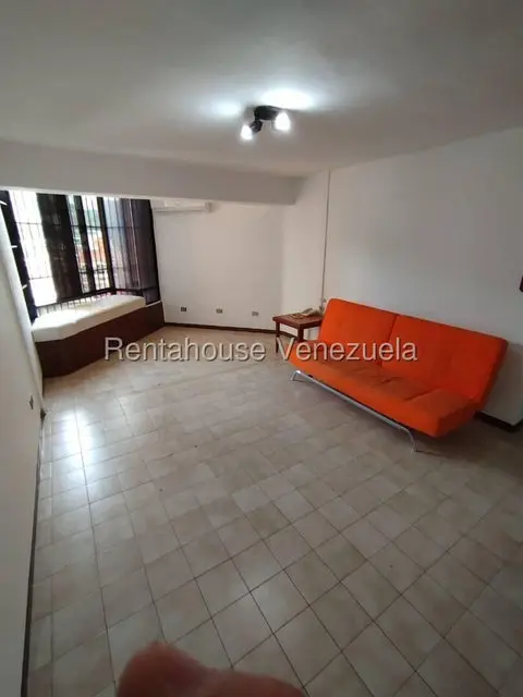 Apartamento (1 Nivel) en Alquiler en Colinas de Bello Monte, Distrito Metropolitano - 7