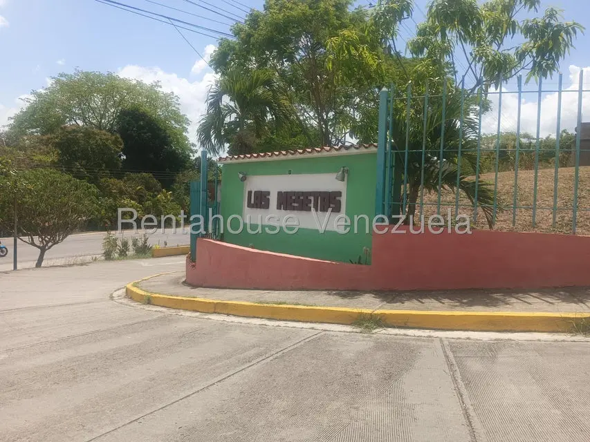 Casa (Duplex) en Venta en Las Mesetas, Miranda - 2