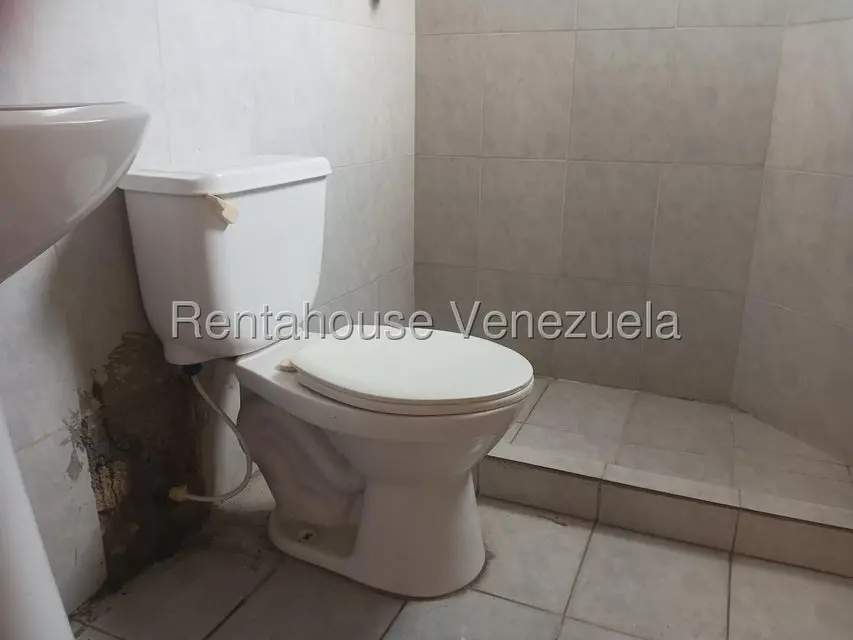 Casa (Duplex) en Venta en Las Mesetas, Miranda - 13