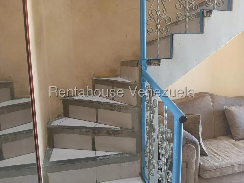 Casa (Duplex) en Venta en Las Mesetas, Miranda - 9