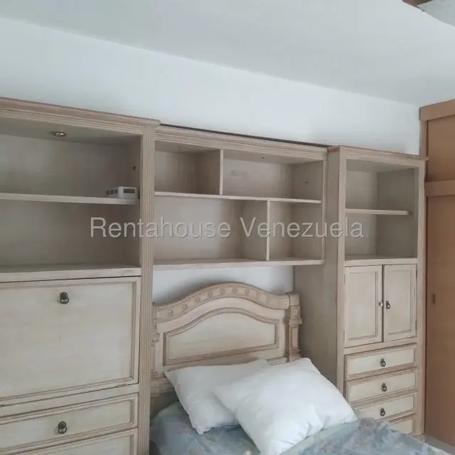 Apartamento (1 Nivel) en Alquiler en La Boyera, Distrito Metropolitano - 10