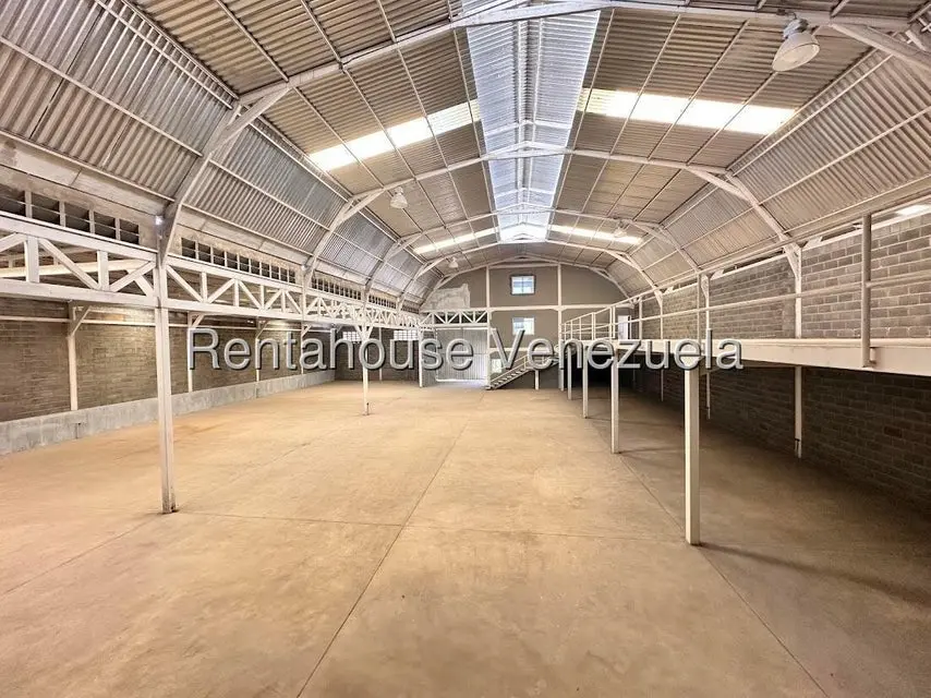Comercial (Galpon - Deposito) en Alquiler en Zona Industrial 3, Lara - 8