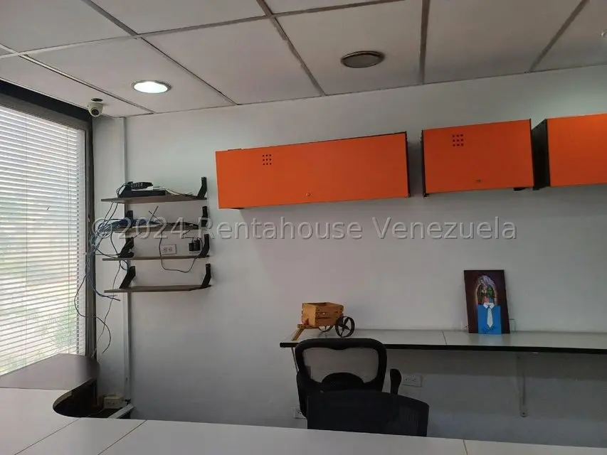 Comercial (Oficina) en Alquiler en Campo Alegre, Distrito Metropolitano - 11