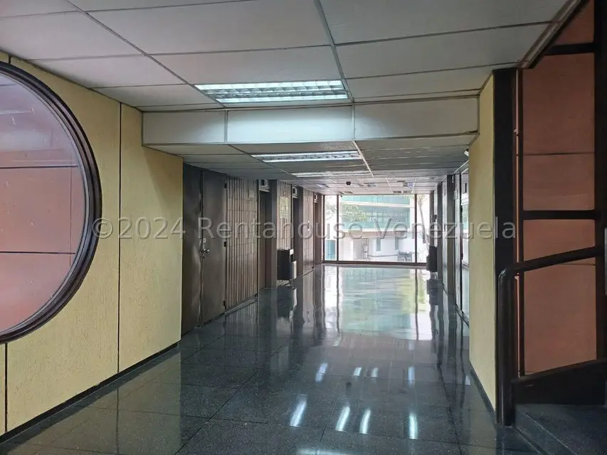 Comercial (Oficina) en Alquiler en Campo Alegre, Distrito Metropolitano - 12