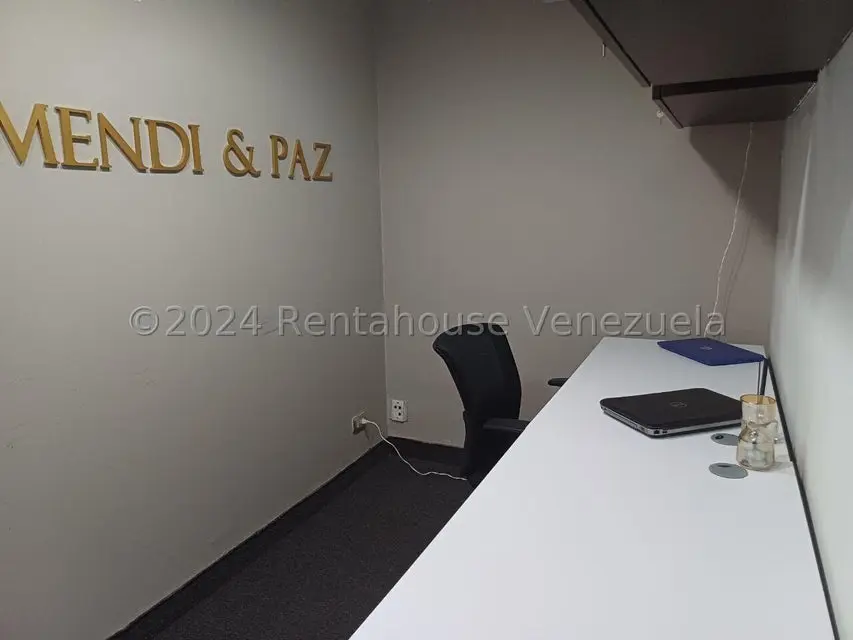 Comercial (Oficina) en Alquiler en Campo Alegre, Distrito Metropolitano - 4