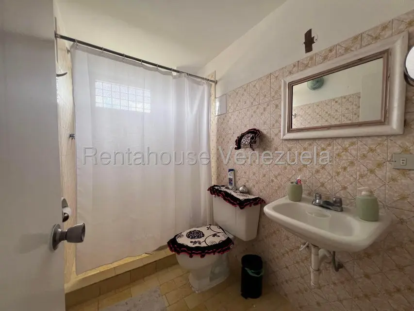 Apartamento (1 Nivel) en Venta en Centro, Aragua - 27