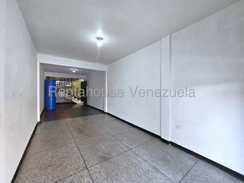 Comercial (Local Comercial) en Alquiler en Centro, Lara - 2