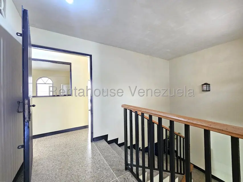 Comercial (Local Comercial) en Alquiler en Centro, Lara - 23