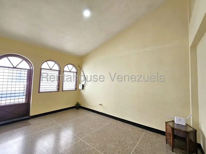 Comercial (Local Comercial) en Alquiler en Centro, Lara - 27