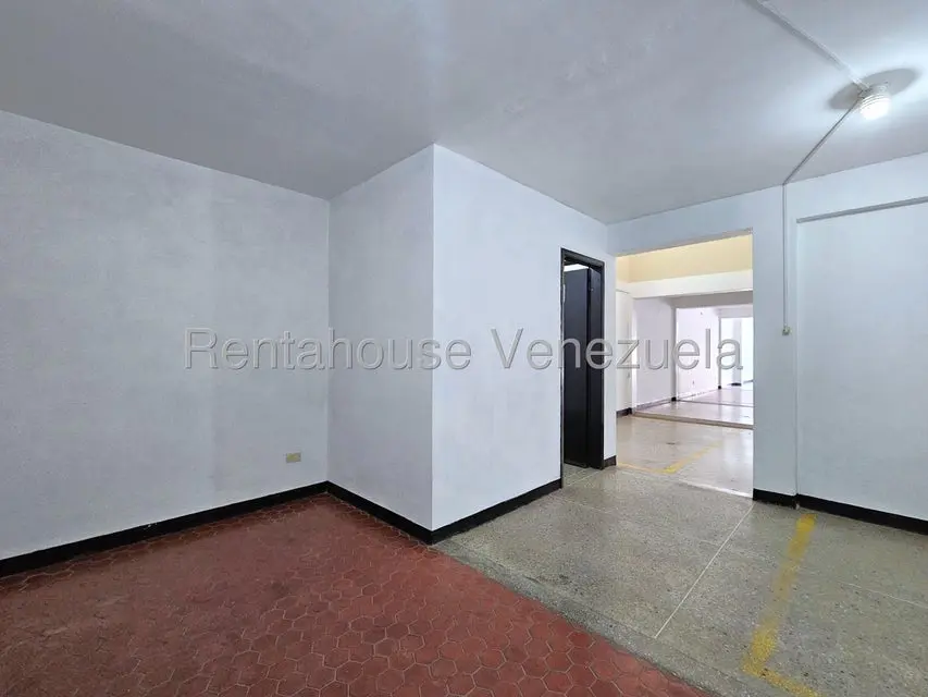 Comercial (Local Comercial) en Alquiler en Centro, Lara - 51