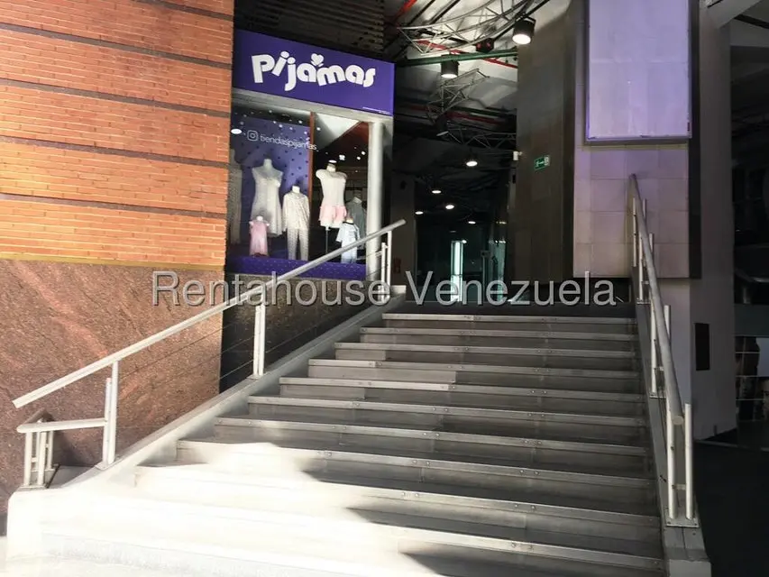 Comercial (Local Comercial) en Alquiler en La Castellana, Distrito Metropolitano - 3