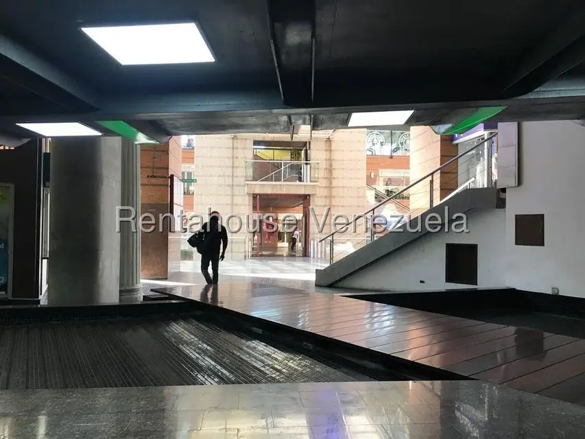 Comercial (Local Comercial) en Alquiler en La Castellana, Distrito Metropolitano - 6