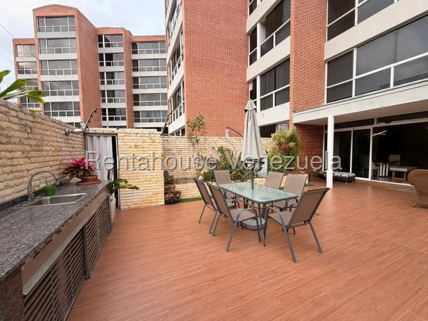 Apartamento (1 Nivel) en Venta en Solar del Hatillo, Distrito Metropolitano - 12