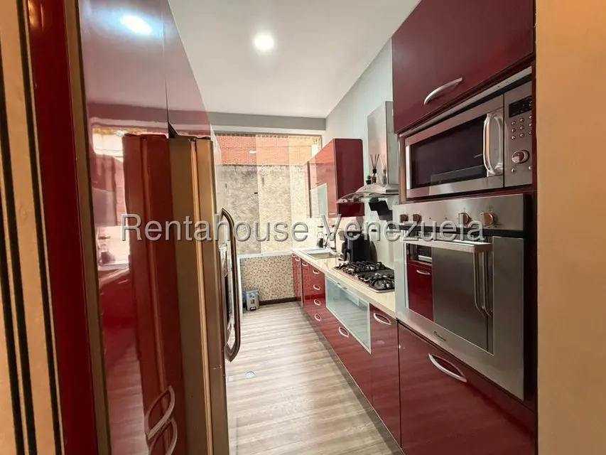 Apartamento (1 Nivel) en Venta en Solar del Hatillo, Distrito Metropolitano - 18