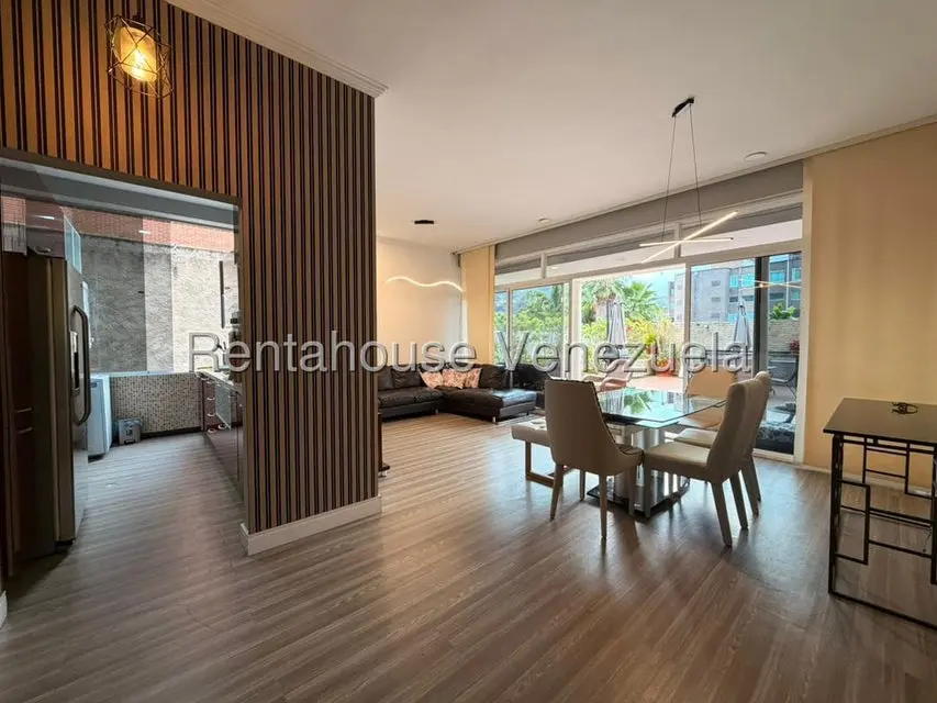 Apartamento (1 Nivel) en Venta en Solar del Hatillo, Distrito Metropolitano - 8