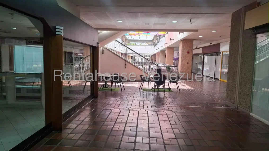 Comercial (Local Comercial) en Alquiler en Prados del Este, Distrito Metropolitano - 9