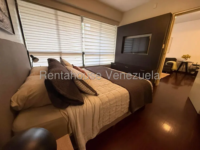Apartamento (1 Nivel) en Alquiler en El Rosal, Distrito Metropolitano - 16