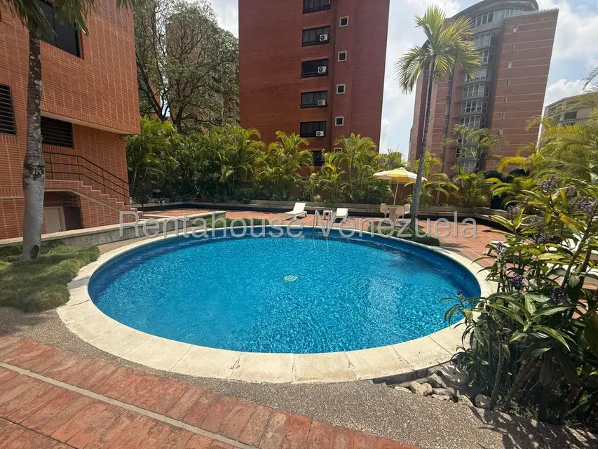 Apartamento (1 Nivel) en Alquiler en El Rosal, Distrito Metropolitano - 26