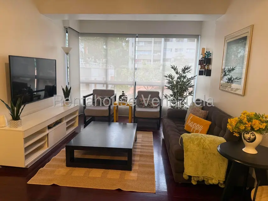 Apartamento (1 Nivel) en Alquiler en El Rosal, Distrito Metropolitano - 7