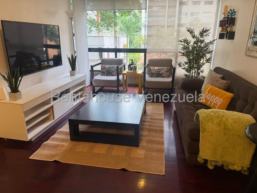 Apartamento (1 Nivel) en Alquiler en El Rosal, Distrito Metropolitano - 8