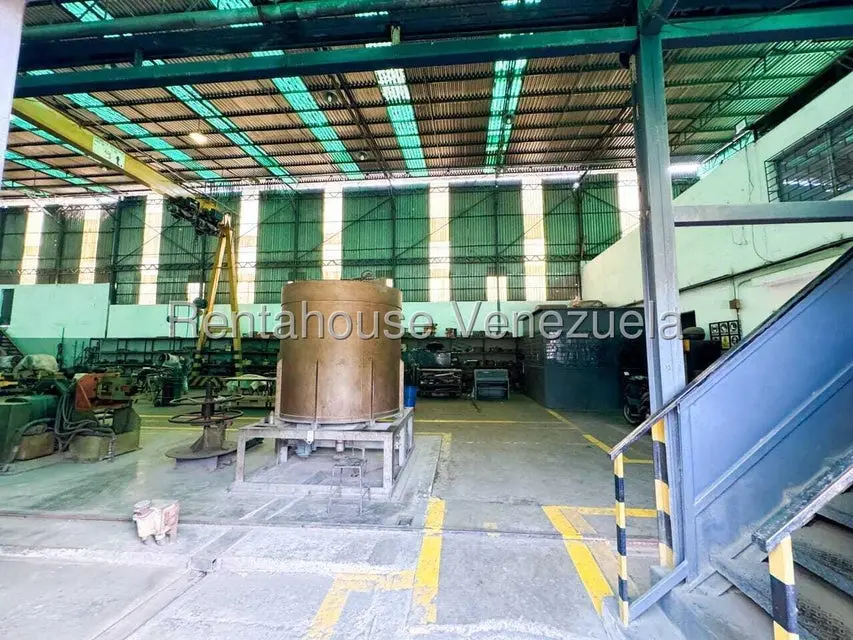 Comercial (Galpon - Deposito) en Venta en El Valle, Distrito Metropolitano - 15