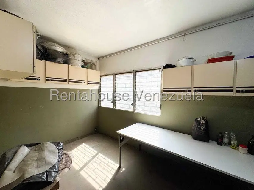 Comercial (Galpon - Deposito) en Venta en El Valle, Distrito Metropolitano - 29