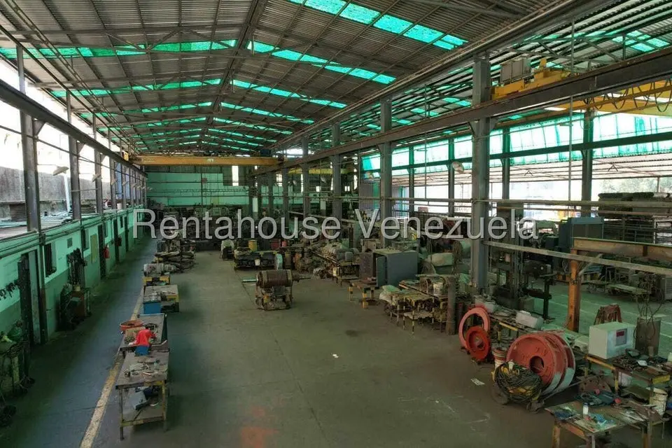 Comercial (Galpon - Deposito) en Venta en El Valle, Distrito Metropolitano - 42