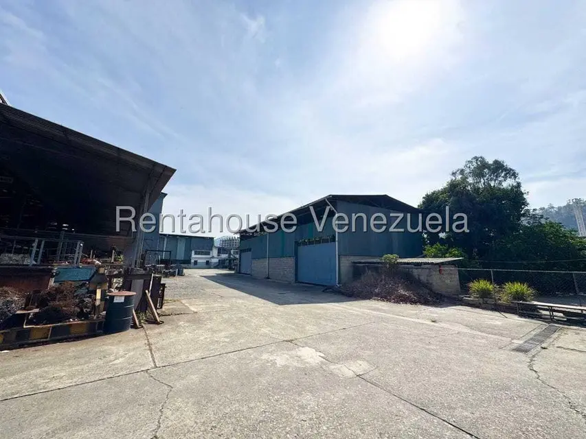Comercial (Galpon - Deposito) en Venta en El Valle, Distrito Metropolitano - 6