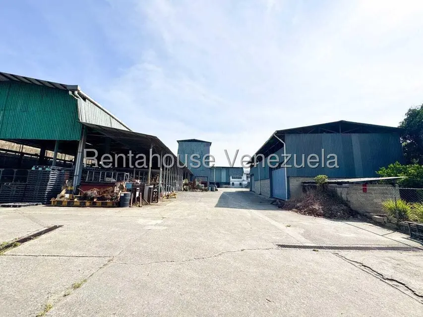 Comercial (Galpon - Deposito) en Venta en El Valle, Distrito Metropolitano - 7