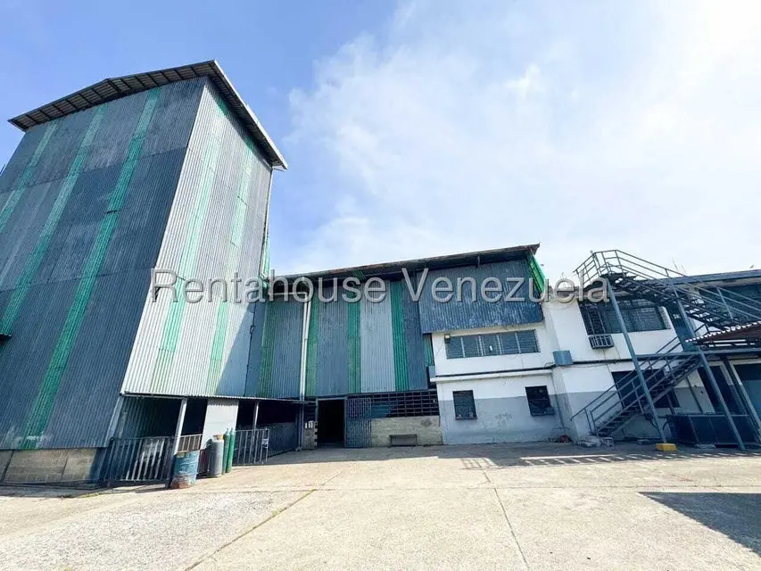 Comercial (Galpon - Deposito) en Venta en El Valle, Distrito Metropolitano - 10
