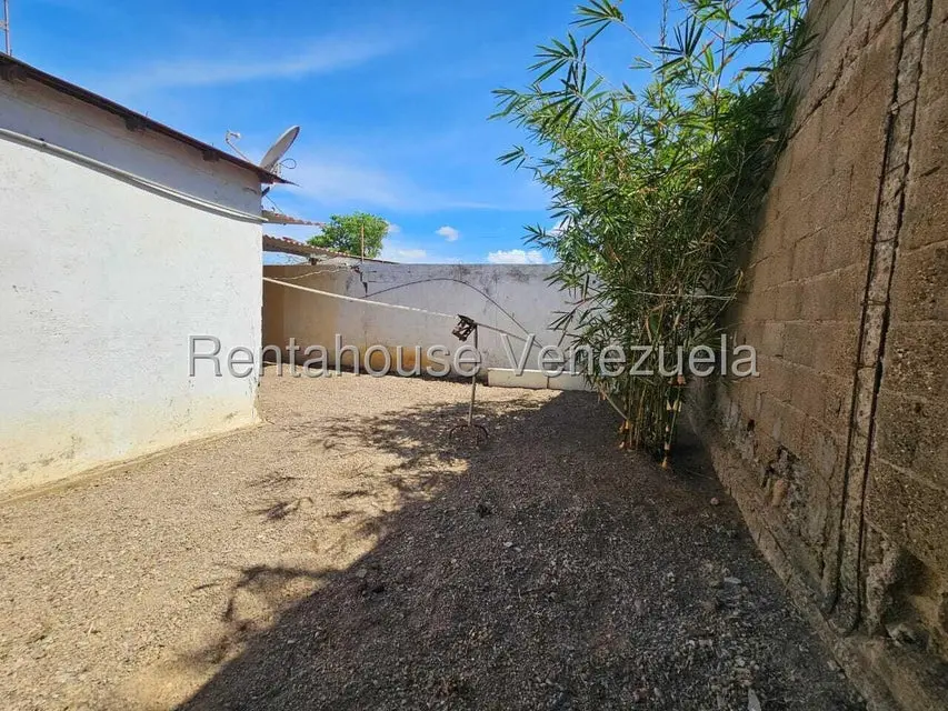 Casa (1 Nivel) en Venta en Centro, Falcon - 15