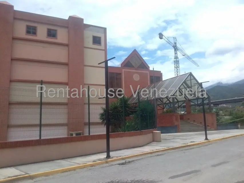 Comercial (Local Comercial) en Alquiler en Las Islas, Miranda - 9