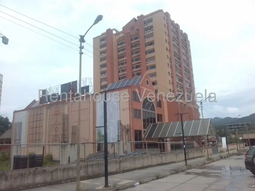 Comercial (Local Comercial) en Alquiler en Las Islas, Miranda - 10