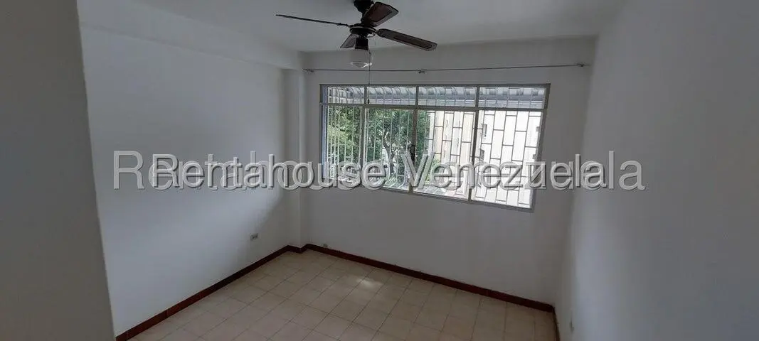 Apartamento (1 Nivel) en Alquiler en San Bernardino, Distrito Metropolitano - 15