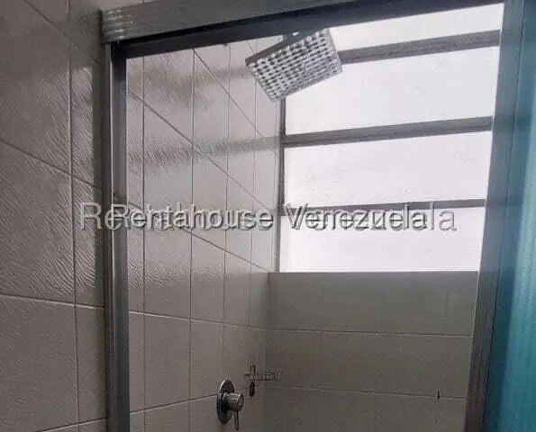Apartamento (1 Nivel) en Alquiler en San Bernardino, Distrito Metropolitano - 17